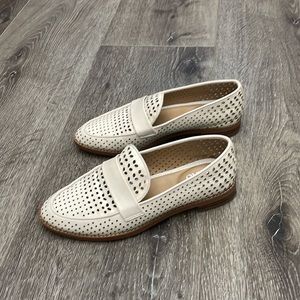 Women shoes